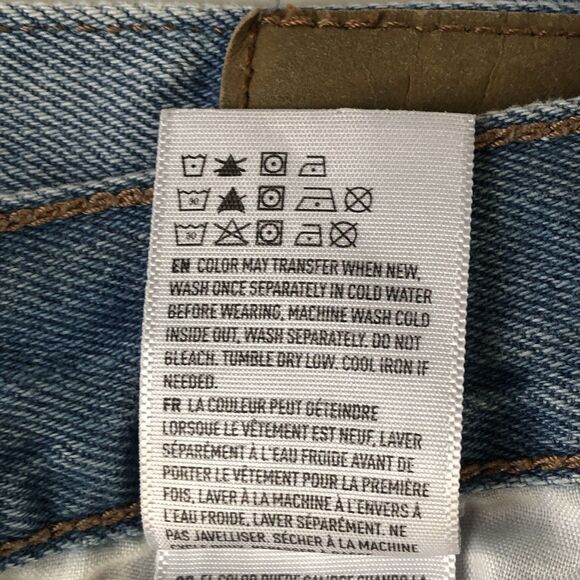 American Eagle Women’s Mom Jean Light Blue Distressed Size 4 Short - Picture 13 of 16